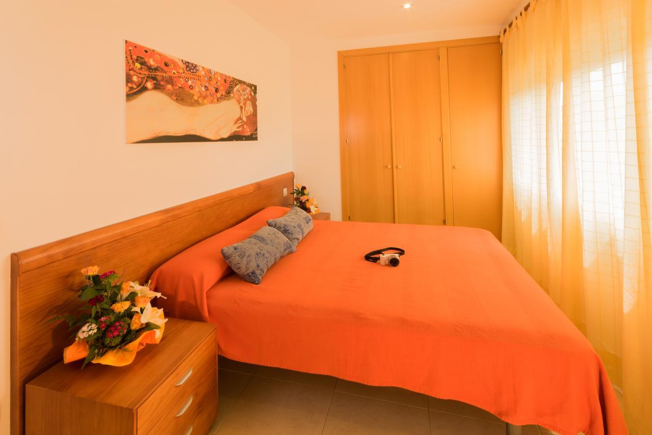Inmosantos Apartamentos Daniel Roses Exterior photo